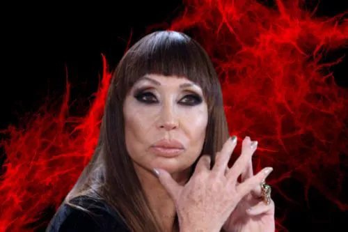 Ana María Casanova, más conocida como Moria Casán.