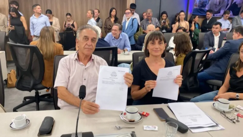 Néstor Antonio Pitrola y Romina Del Plá.