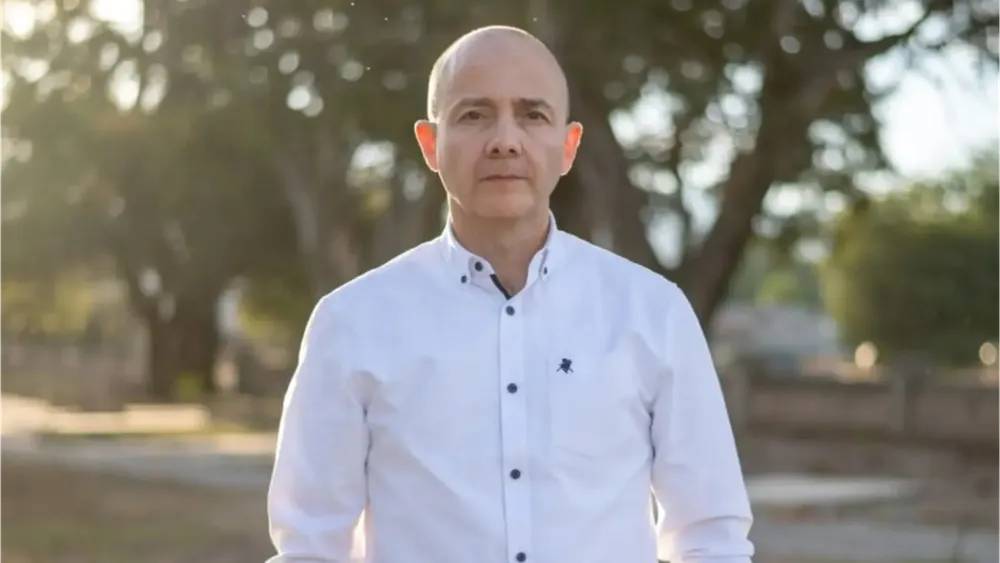Adrián Brizuela.