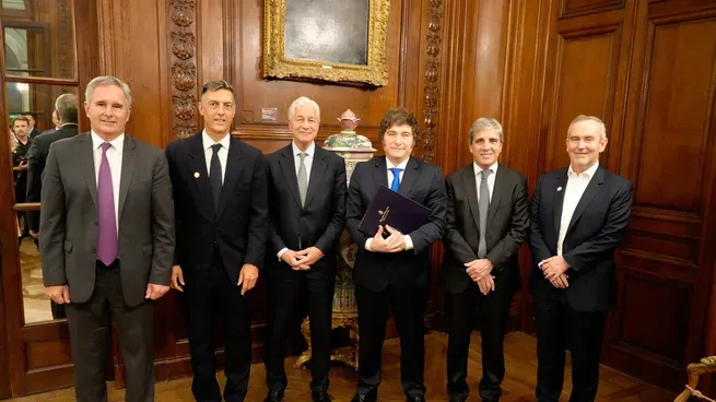 JP Morgan con el régimen libertario argentino.