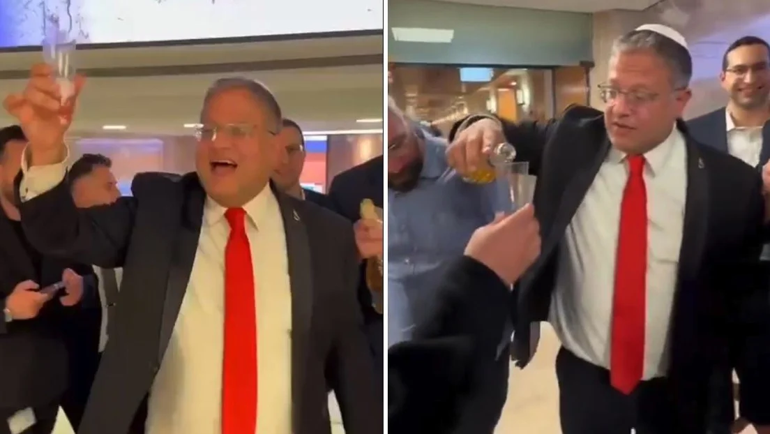 Legisladores del Estado terrorisya y genocida de Israel festejan con champán la ley que permite ejecutar a palestinos.