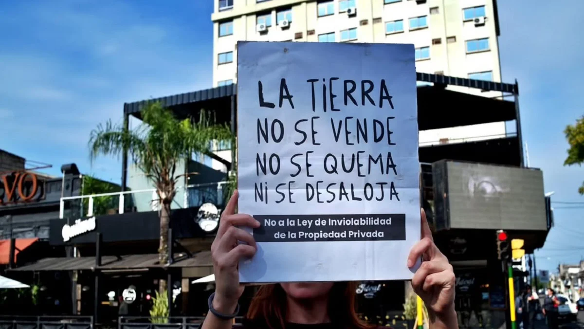 La tierra no se vende, no se quema, ni se desaloja.