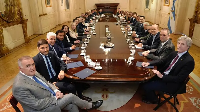 Gobernadores con Milei, posterior a la elección de Octubre 2025.