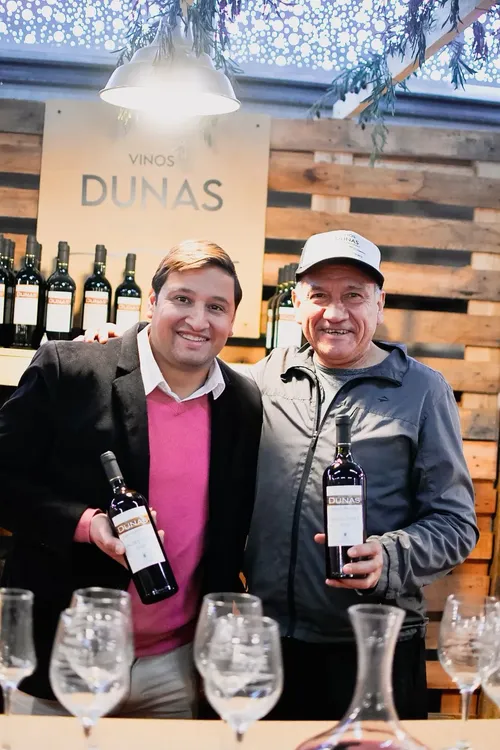 Stand Tinogasta Fiesta Nacional e Internacional del Poncho 2025.