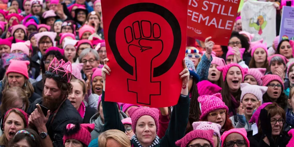 Mujeres contra las agresiones terroristas de EE.UU. e Israel.