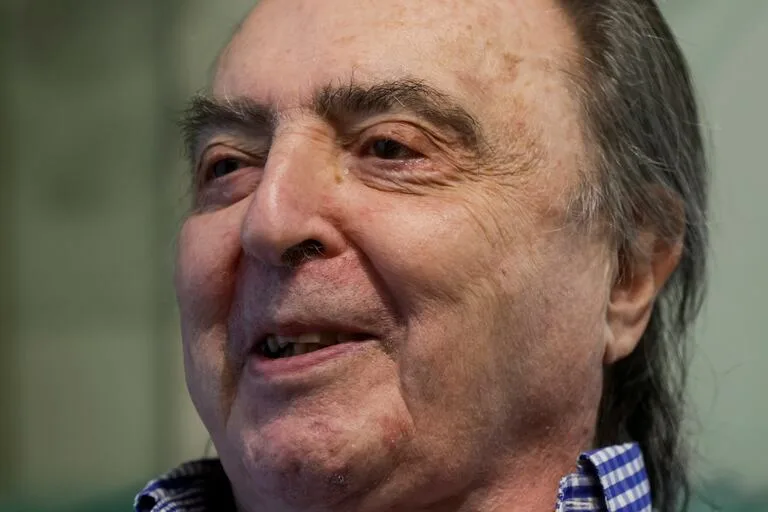 ♰ Lázaro Jaime Zilberman (Marcelo Araujo).