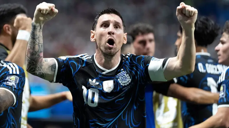 Lionel Andrés Messi Cuccittini.