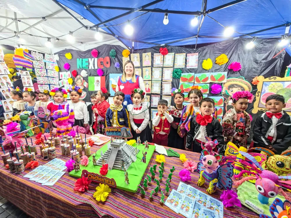 Proyecto educativo “Exploradores del Mundo”.
