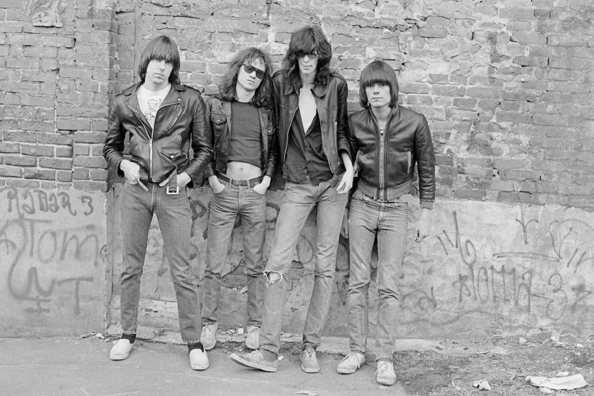 Ramones.