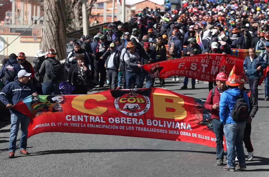 Cortes de ruta y bloqueos en Bolivia. 