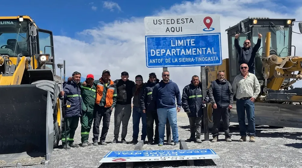 Apertura de la traza que une Antofagasta de la Sierra y Fiambalá a través de Chuquisaca.