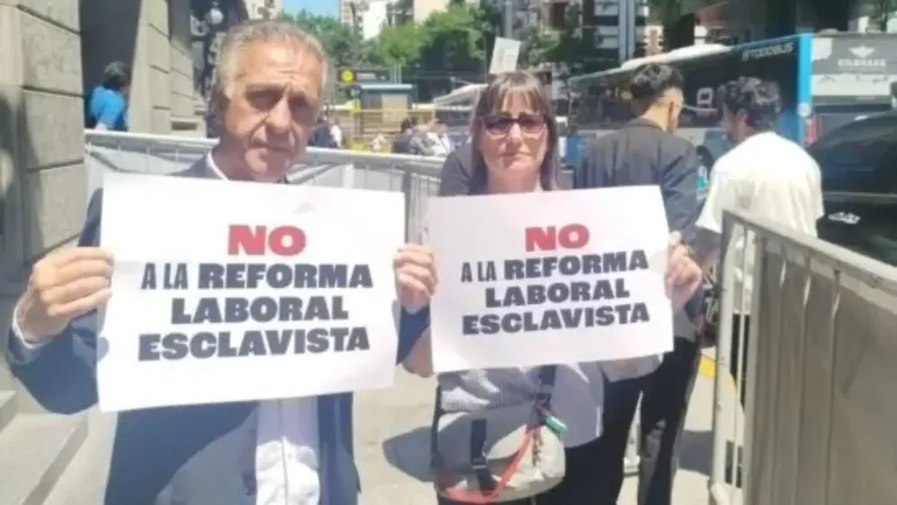 Néstor Antonio Pitrola y Romina Del Plá.