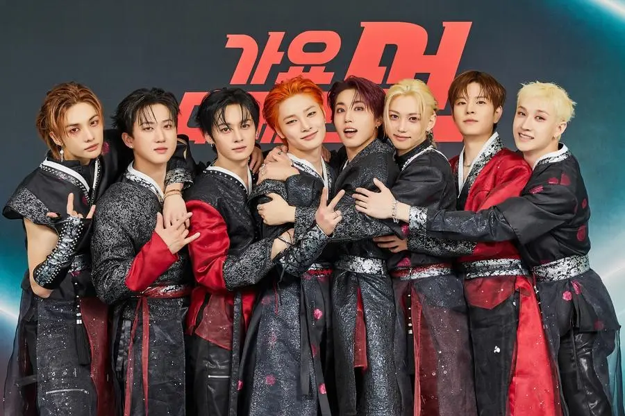 Stray Kids.
