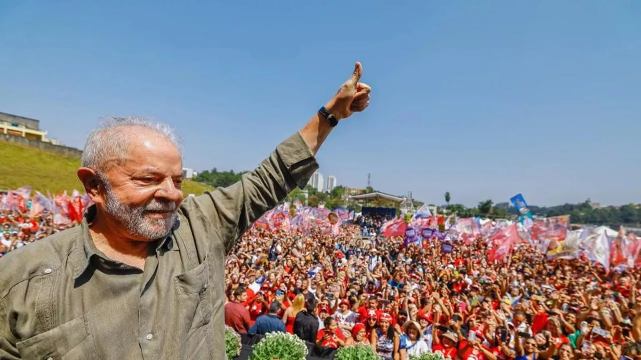 Luiz Inácio Lula da Silva.