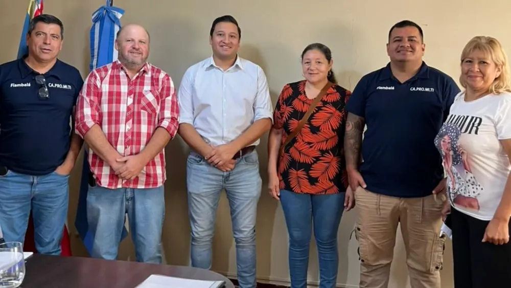 Ernesto Adolfo Andrada e integrantes de la Cámara de Producción, Provisión y Servicios Mineros de Tinogasta.