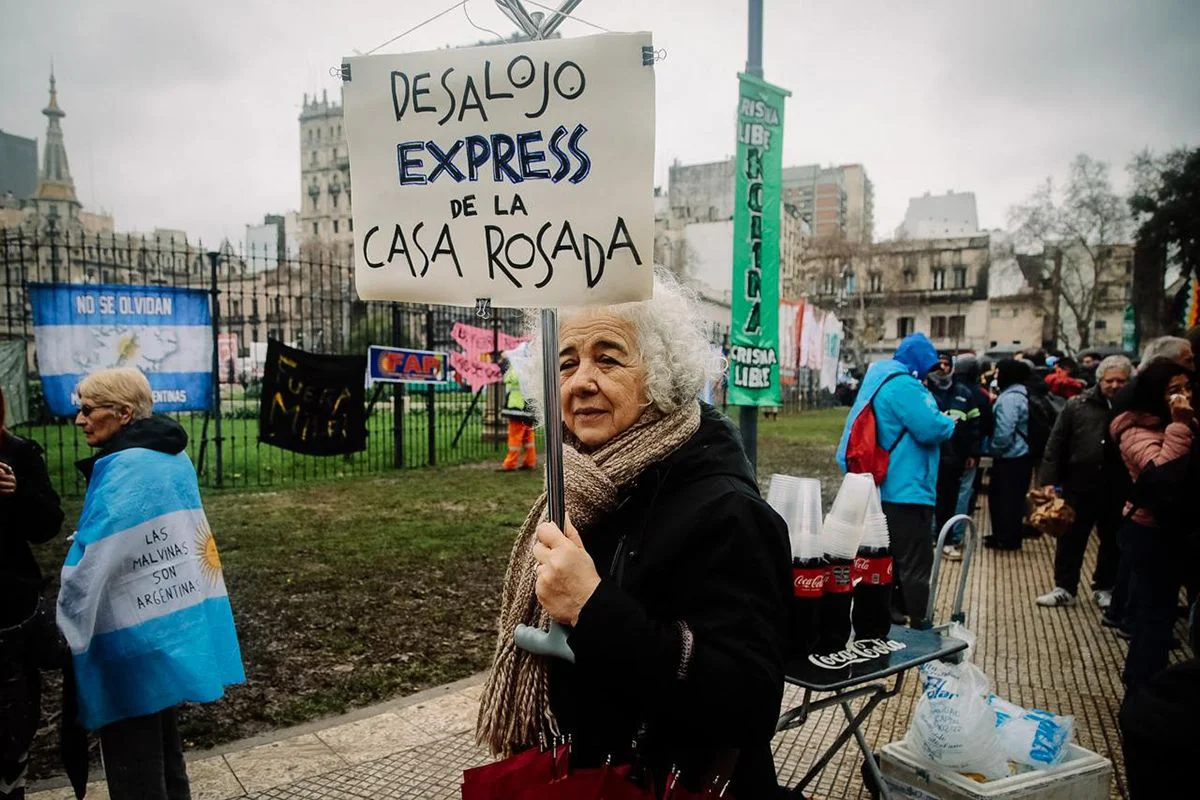 Marcha contra el régimen libertario de Milei. 