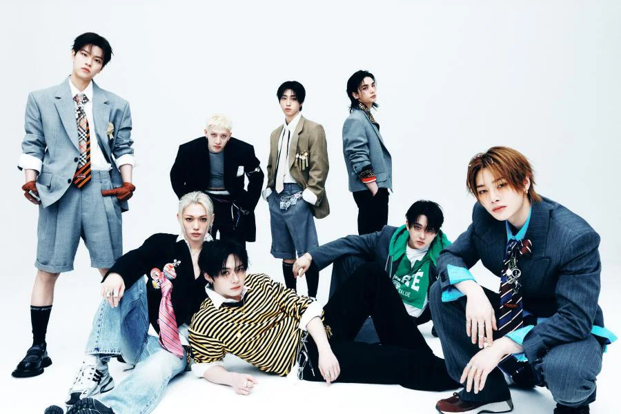 Stray Kids.