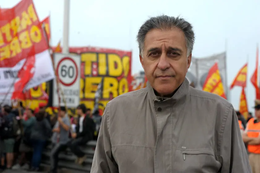 Néstor Antonio Pitrola.