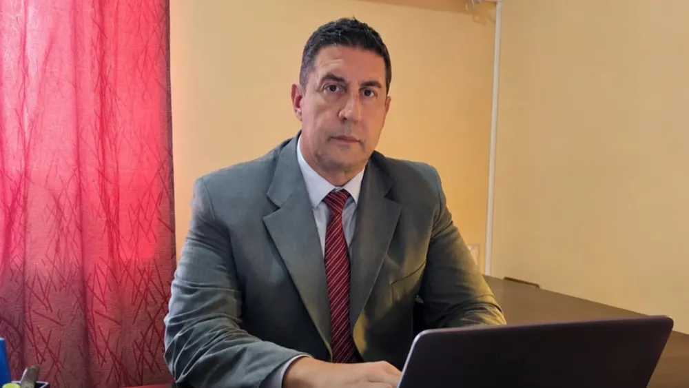Víctor Figueroa.