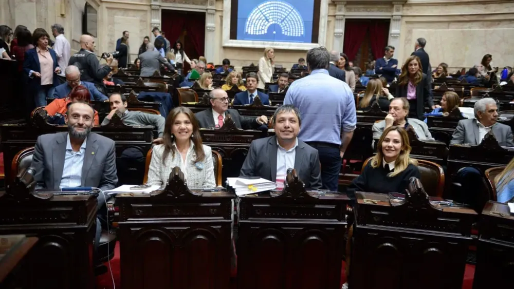 Dante Edgardo López Rodríguez, Silvana Micaela Ginocchio, David Sebastián Nóblega y María Fernanda Ávila.