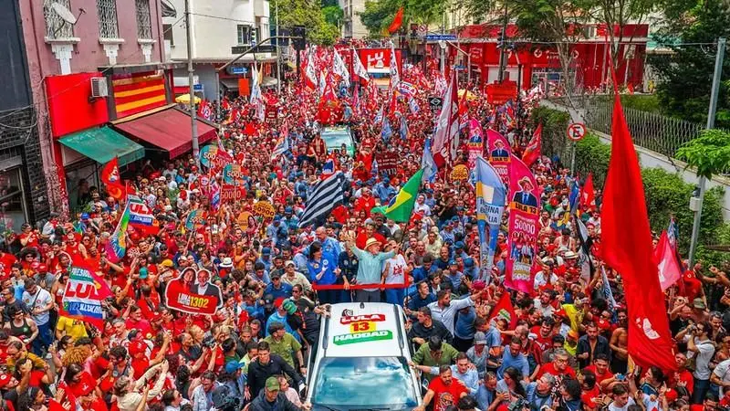 Luiz Inácio Lula da Silva.