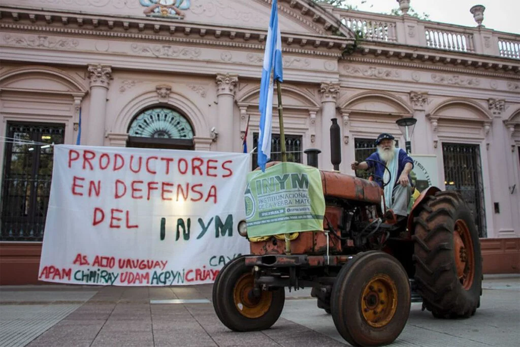 Productores misioneros de yerba. 