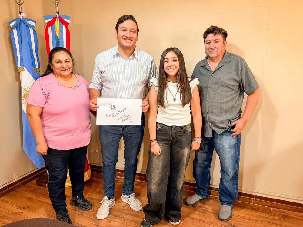 Ernesto Adolfo Andrada y Rosa Ximena Bordón junto a sus padres. 