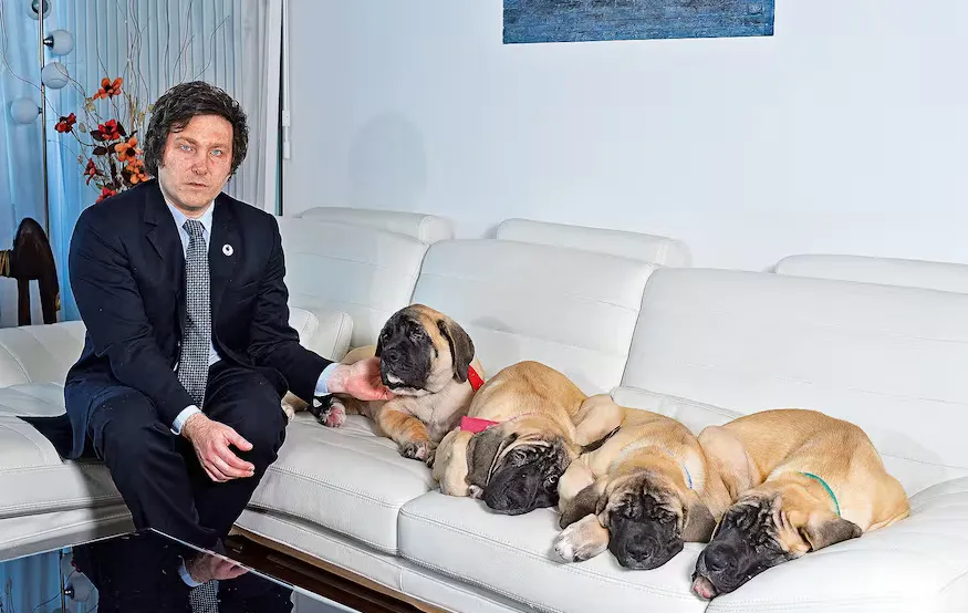 Javier Gerardo Milei y sus perros.