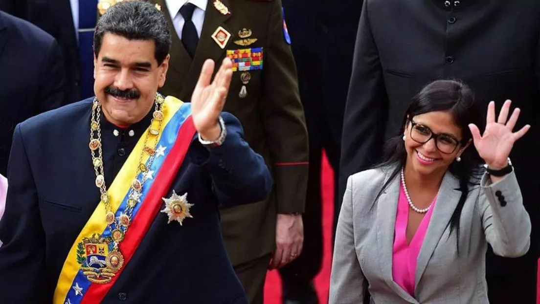 Nicolás Maduro Moros y Delcy Eloína Rodríguez Gómez.