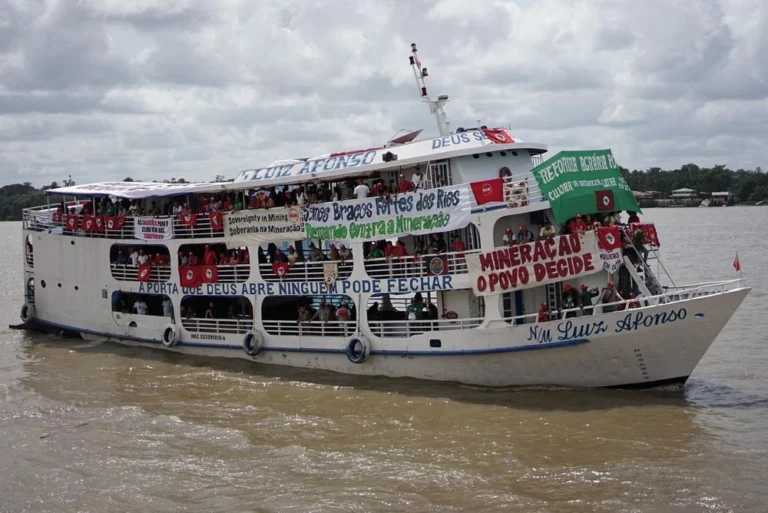 Cumbre de los Pueblos.