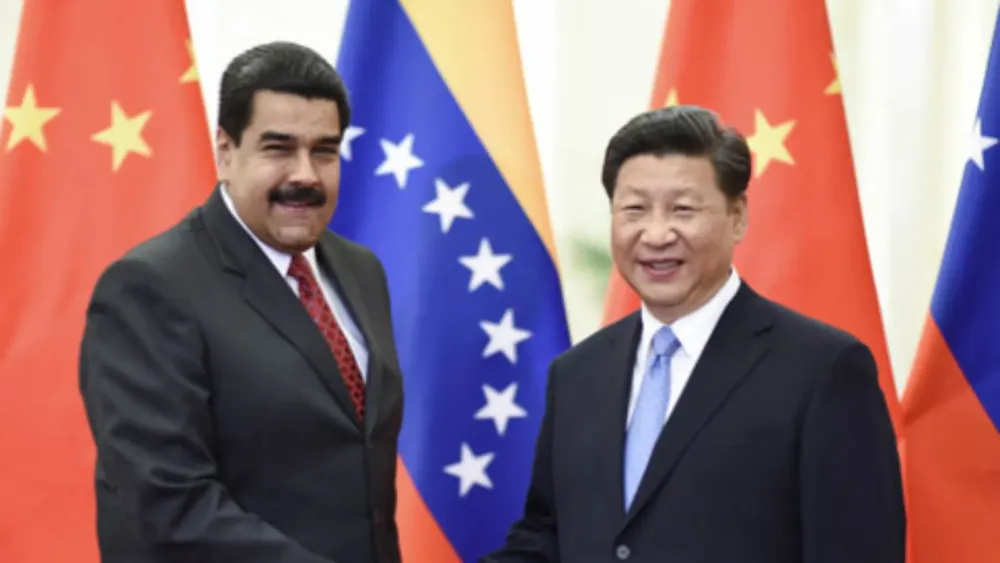 Nicolás Maduro Moros y Xi Jinping (习近平).