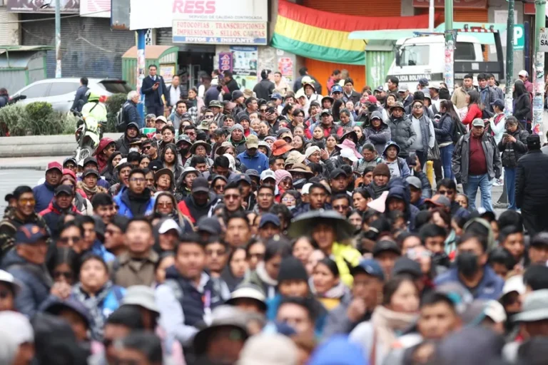 Manifestaciones del Pueblo boliviano contra el Gobierno de Derecha.
