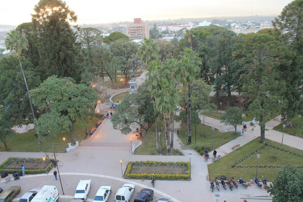 Plaza Principal 25 de Mayo - San Fernando del Valle de Catamarca.