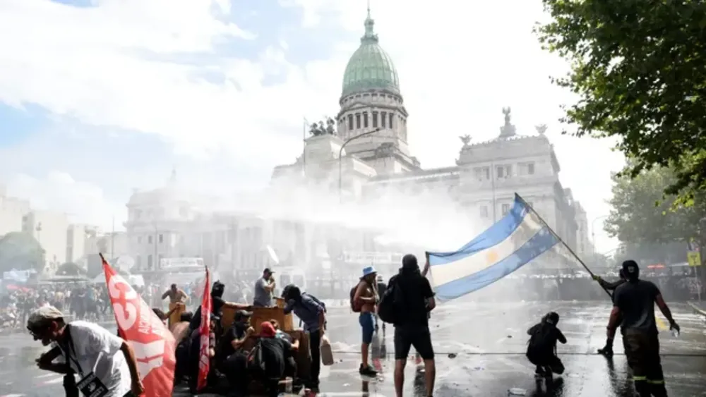 Protestas y movilizaciones contra la reforma laboral del régimen de Milei. 