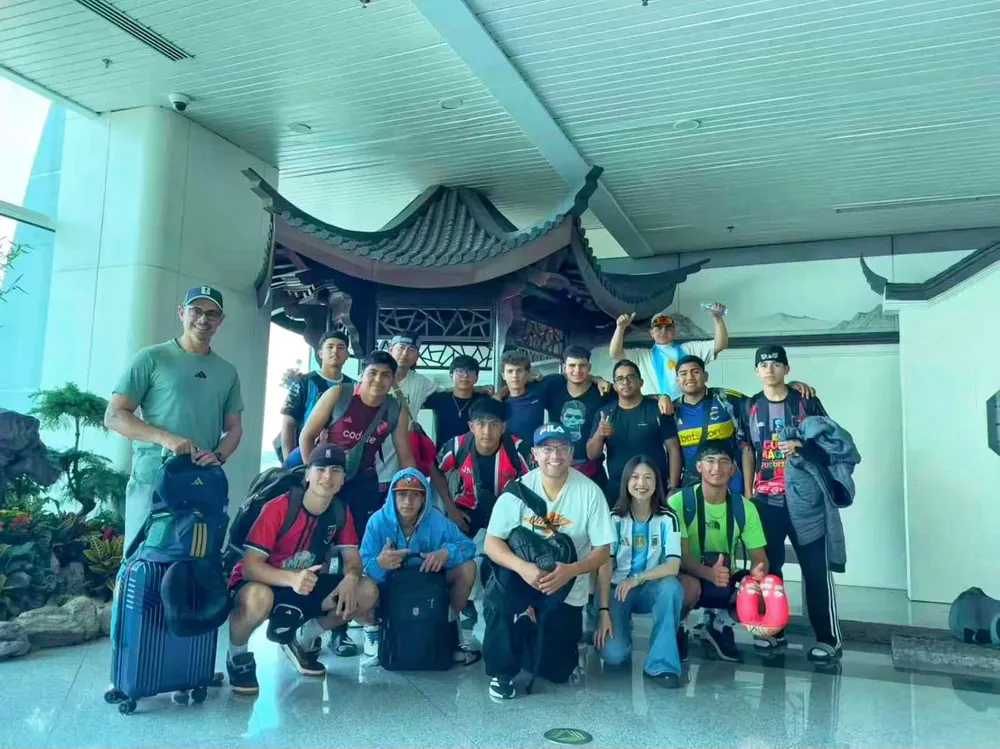 Equipo de Futsal de Tinogasta y Fiambalá en China. 