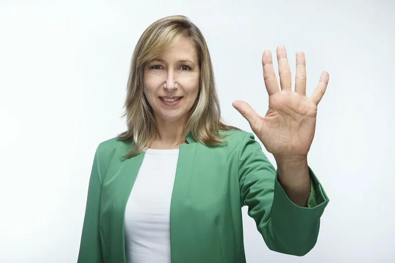 Myriam Teresa Bregman.