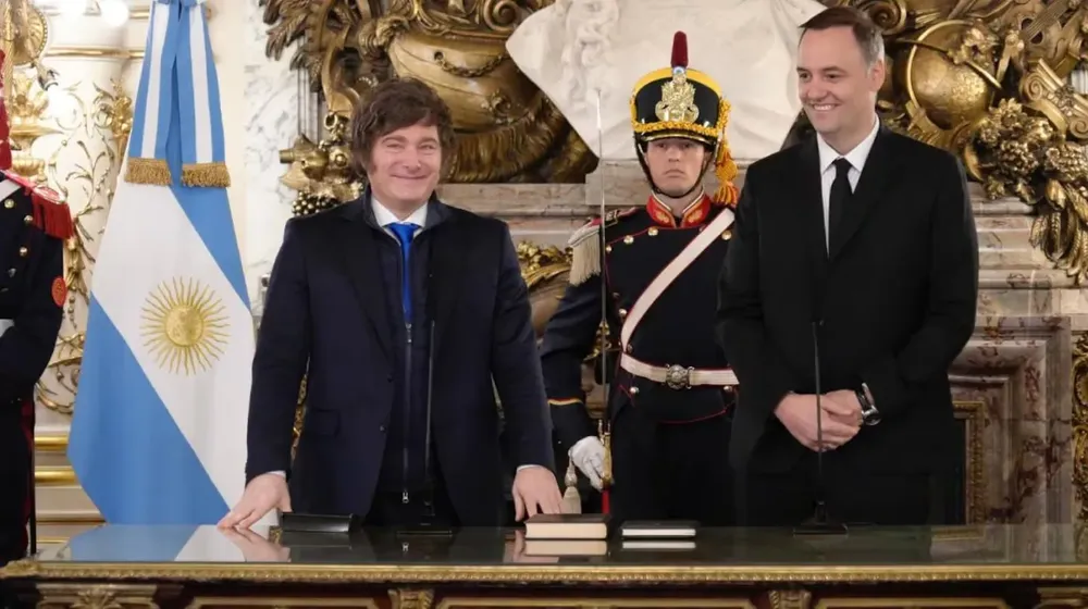 Javier Gerardo Milei y Manuel Adorni.